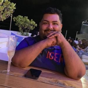 Meet your Posher, Jonathan